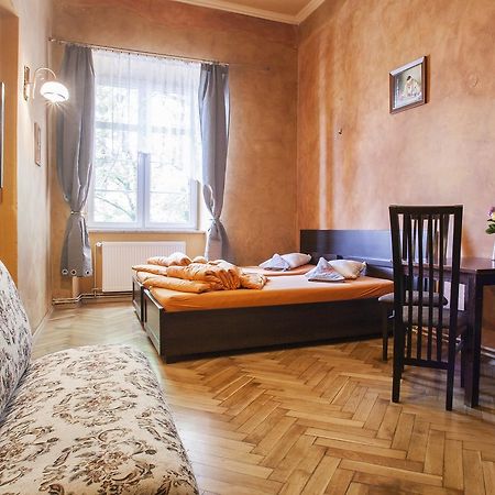 Bed and Breakfast Momotown Privates Cracovia Exterior foto