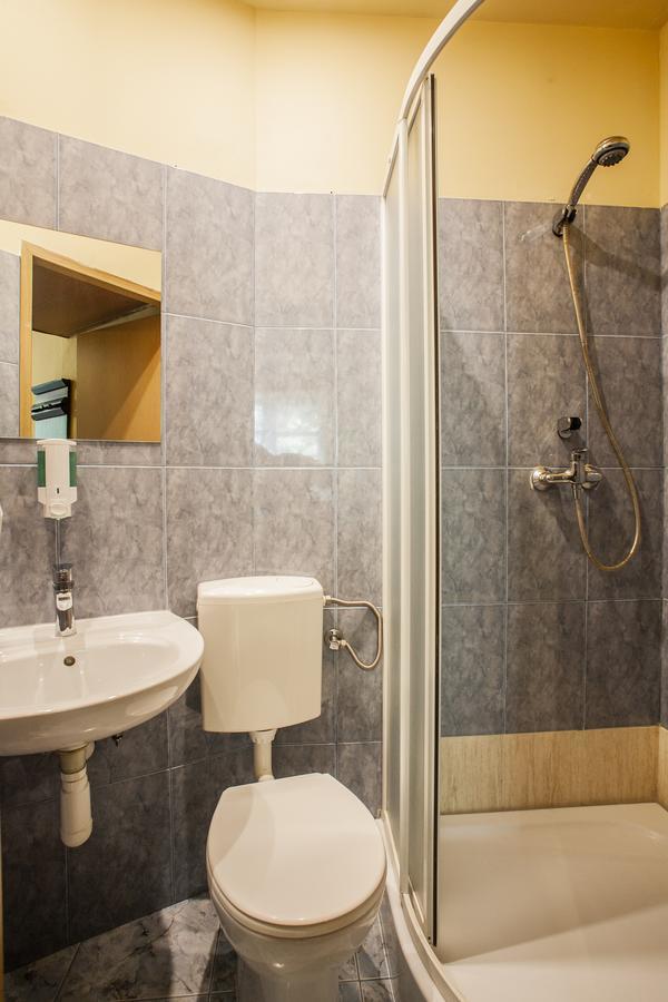 Bed and Breakfast Momotown Privates Cracovia Exterior foto