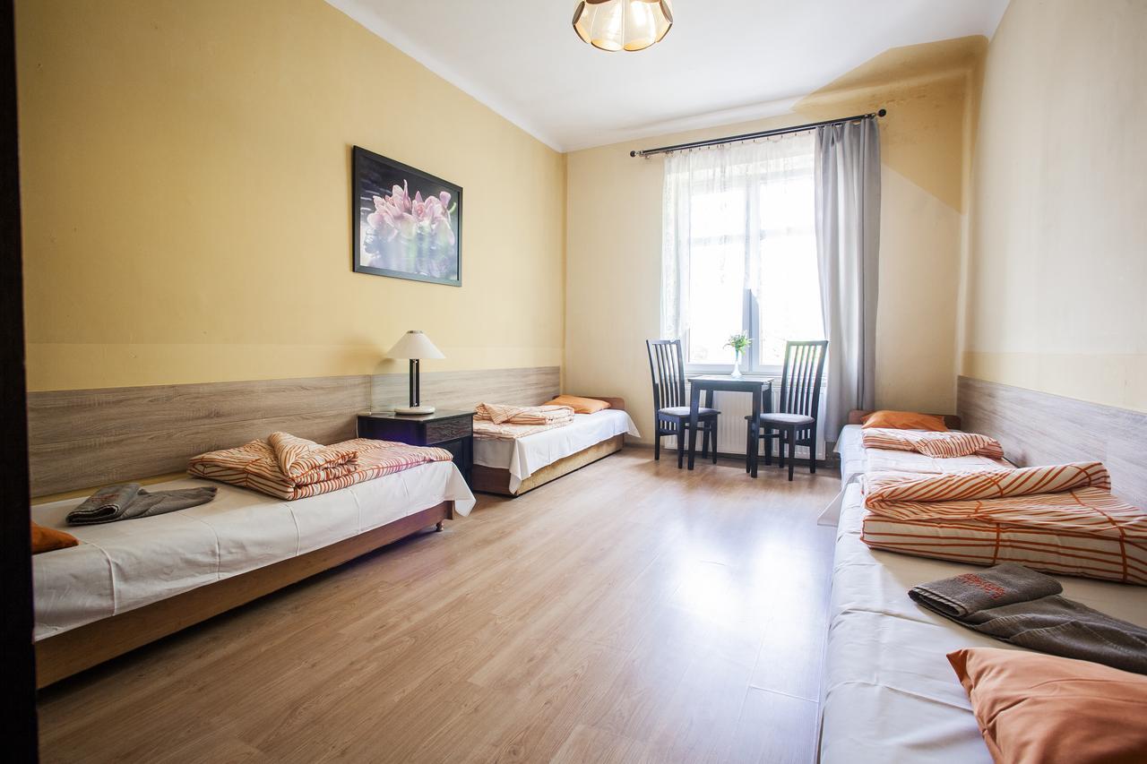 Bed and Breakfast Momotown Privates Cracovia Exterior foto